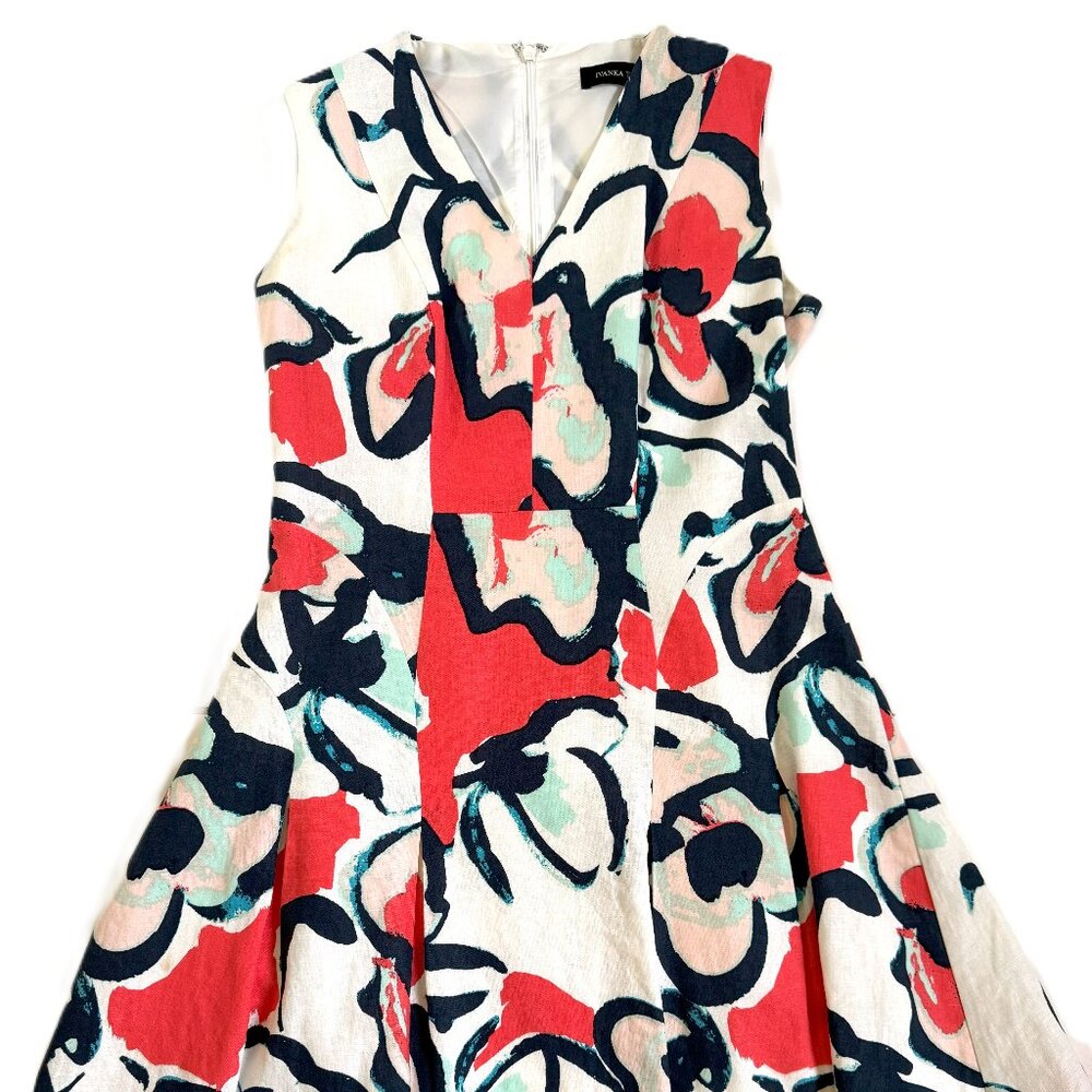 Ivanka Trump Women's Sleeveless Fit & Flare Print V-Neck Short Dress Size 4